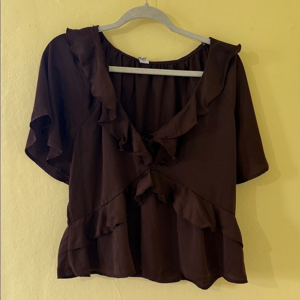 Women's Ruffle V-Neck Blouse - Brown